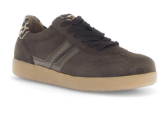 Gabor 73.300.18 West Brown sneaker with leopard print heel, beige sole, white background
