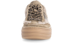 Gabor 73.350.14 - laced Brown sneaker with shearing trim, platform sole on white background