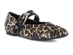 Gabor 74.144.32 - Leopard Print flat with black strap on white background.