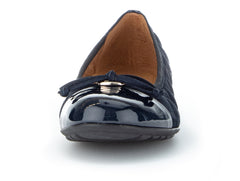 Gabor 22.622.46 in Navy front view