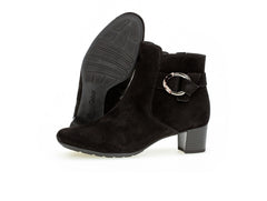 Gabor 92.824.47 in Black sole view